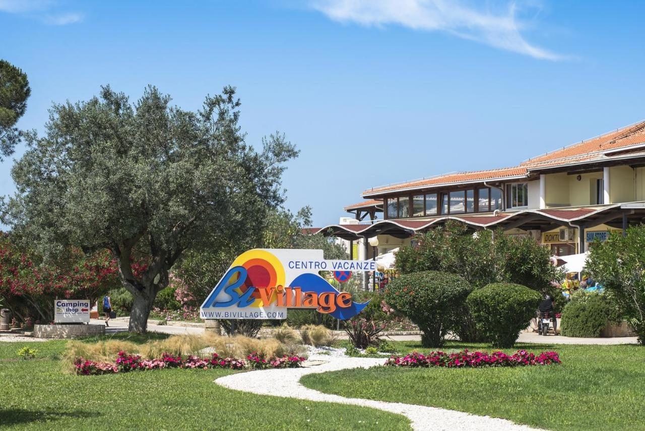 Lux Camp - Mobile Homes In Bi Village Fažana Zewnętrze zdjęcie