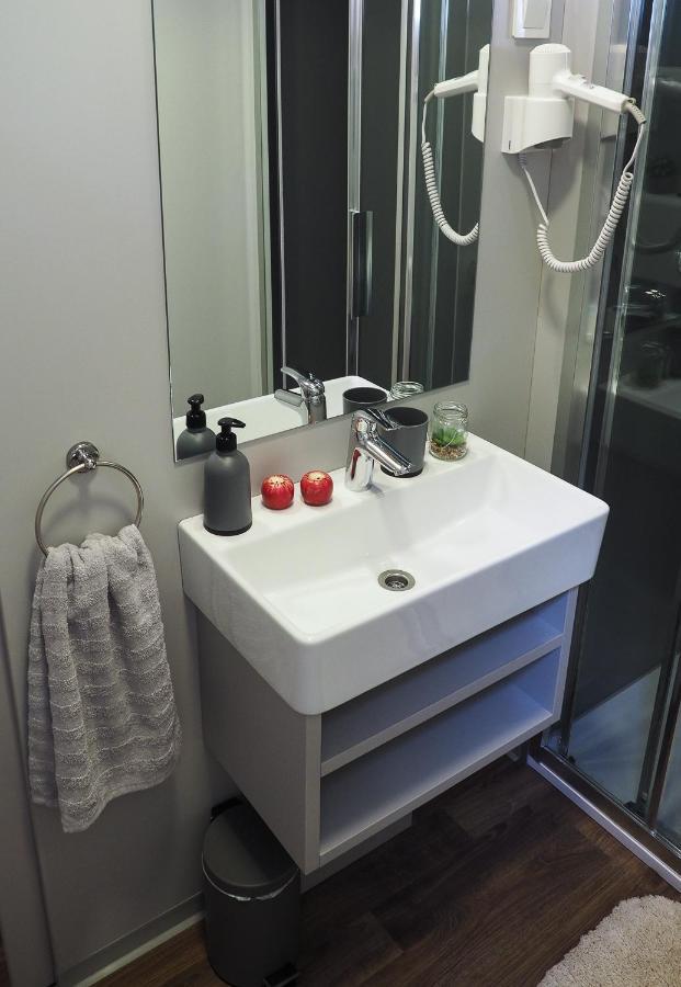 Lux Camp - Mobile Homes In Bi Village Fažana Zewnętrze zdjęcie