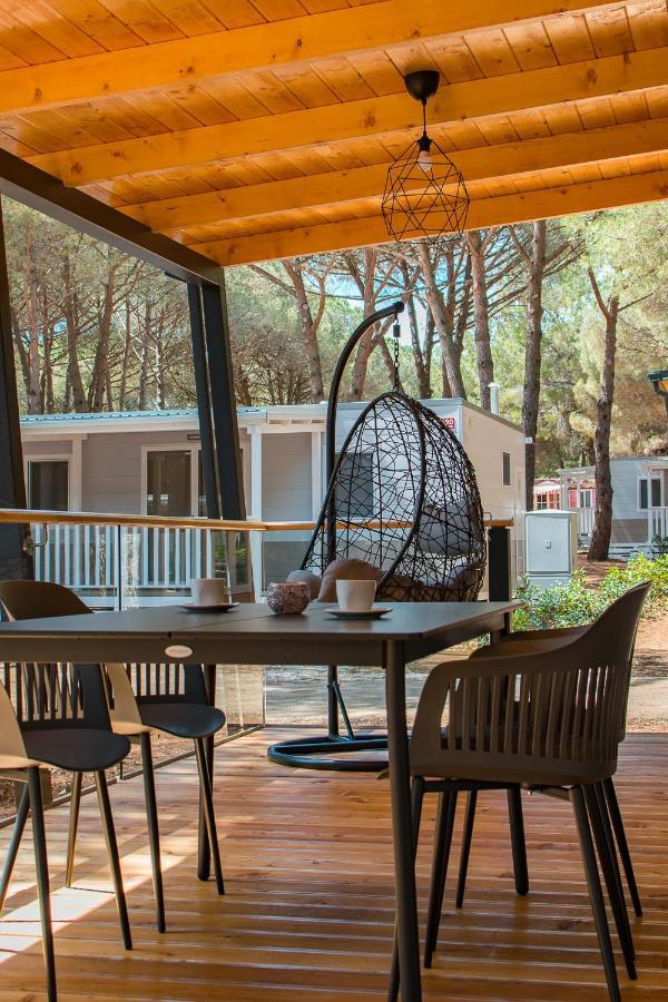 Lux Camp - Mobile Homes In Bi Village Fažana Zewnętrze zdjęcie